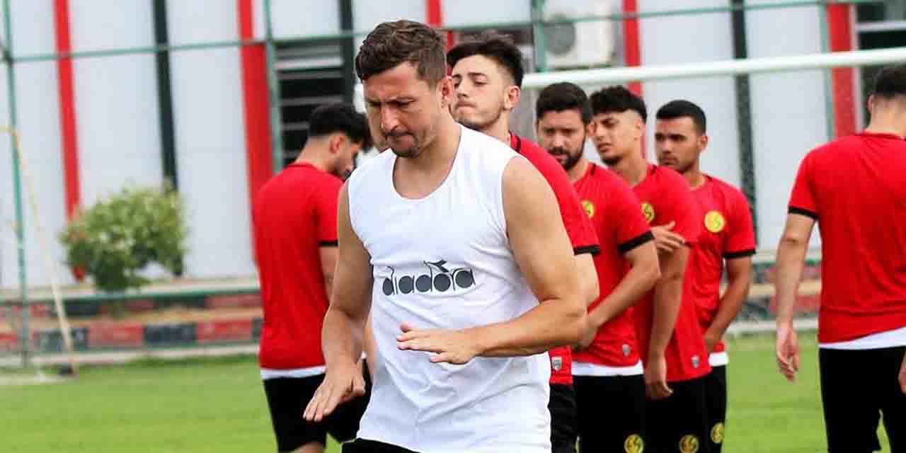 Eskişehirspor'da Kerem Eryılmaz lige yetişecek