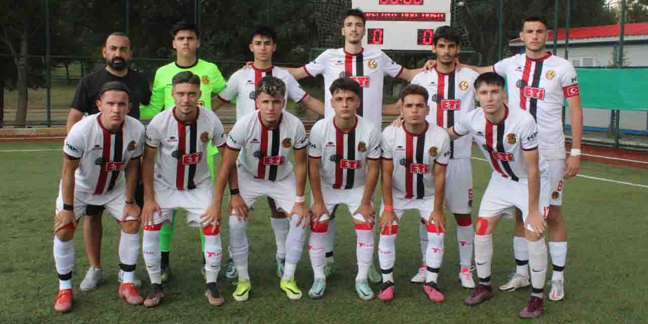 Eskişehirspor gençleri telafi arıyor