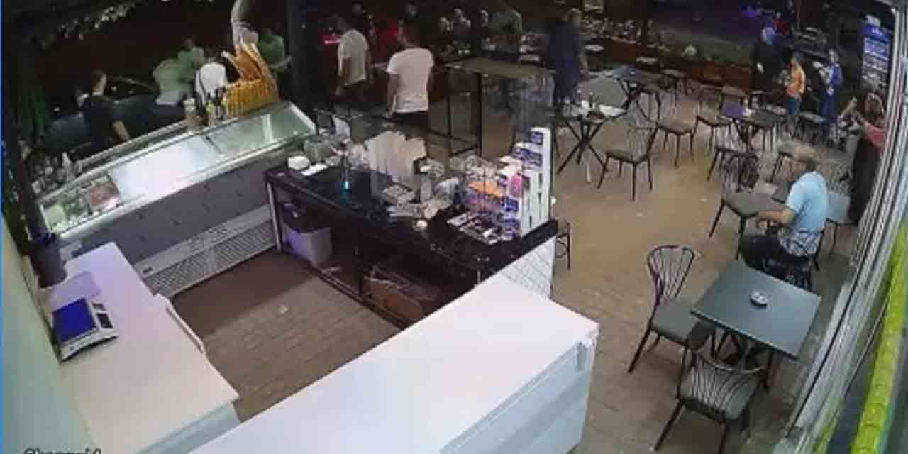 Bursa'da sözlü tacizde bulunan şahsa vatandaş tepki gösterdi