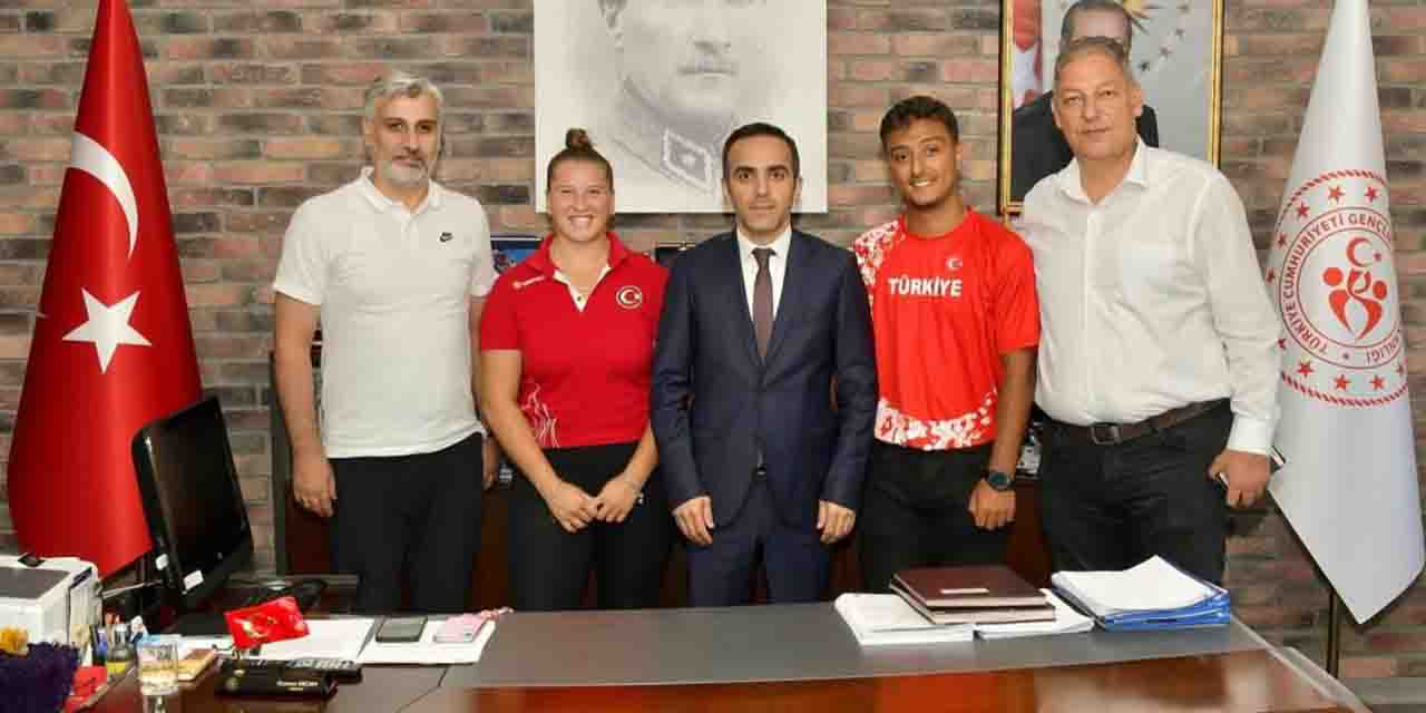 Eskişehir'in atletizm yıldızları Müdür Ercan ile buluştu