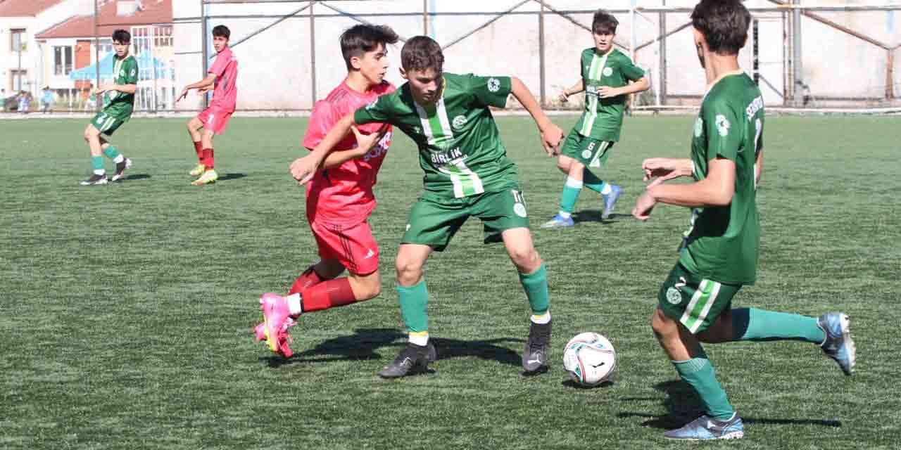 Eskişehir'in 3 takımı zirveyi paylaşıyor