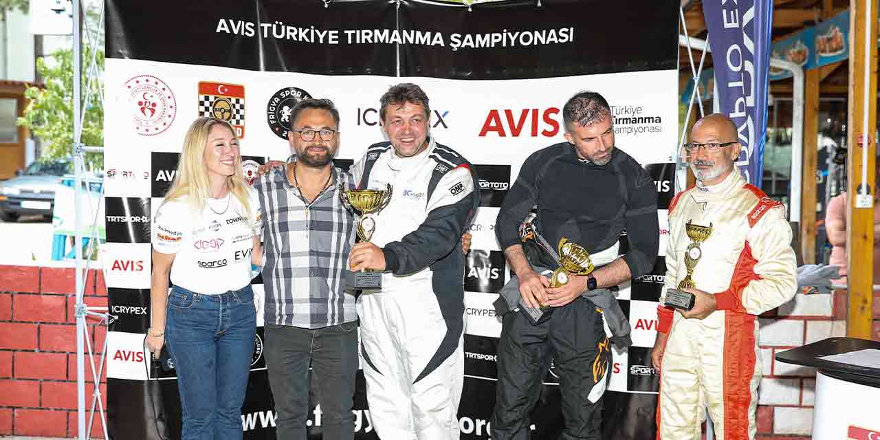 Frigyaspor yarışının kupaları sahibini buldu