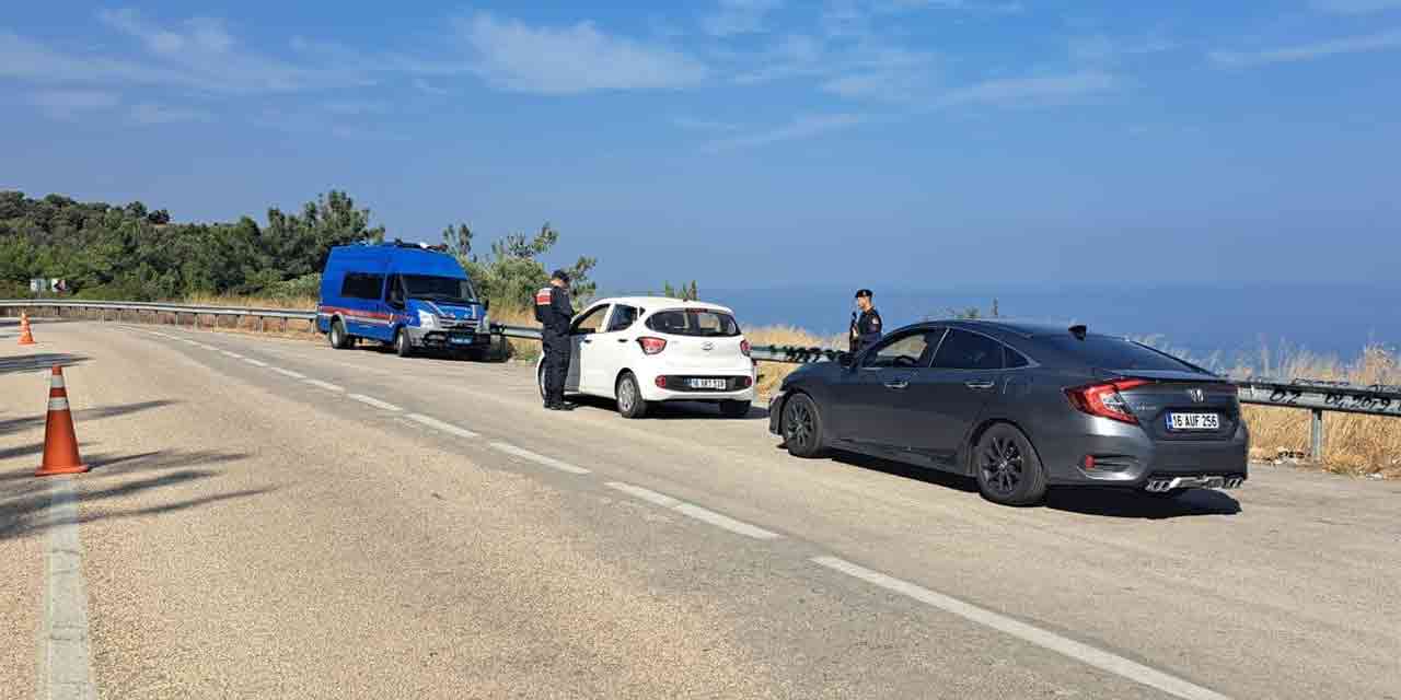 Bursa'da 7 yabancı uyruklu kişi.1 PKK'lı yakalandı!