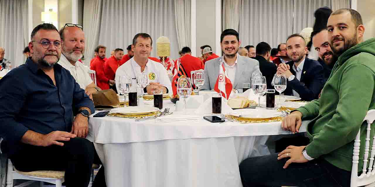 Eskişehirspor yönetimi yemekte buluştu