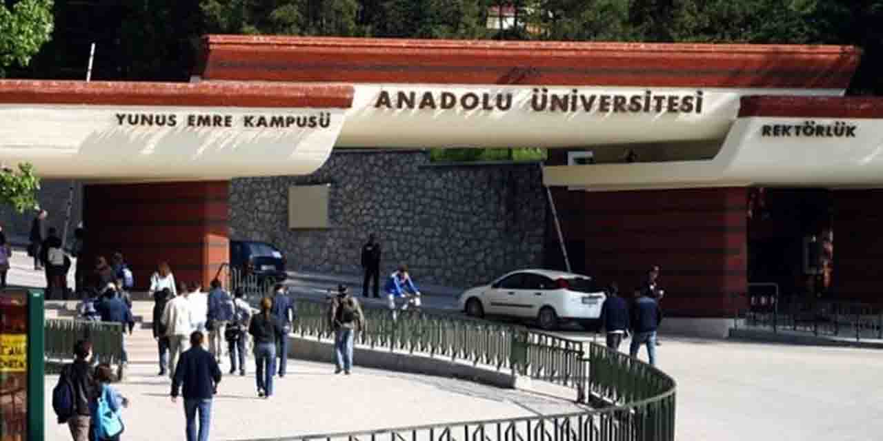 Anadolu Üniversitesi öğrencilerine TÜBİTAK müjdesi