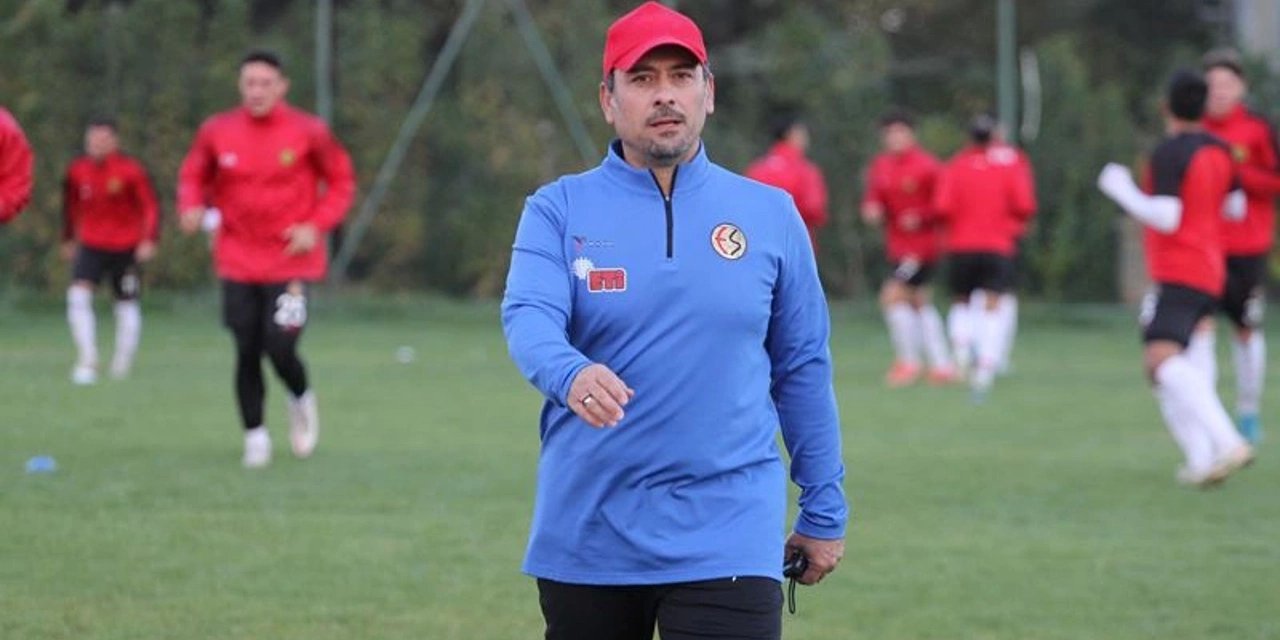 Emre Özbayer F.K. Gostivar’da teknik direktörlük yapacak