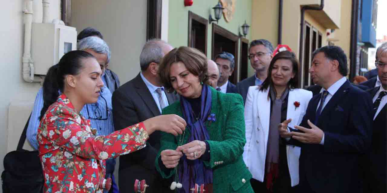 Eskişehir'de Midas İpek Evi'nin ikincisi açıldı