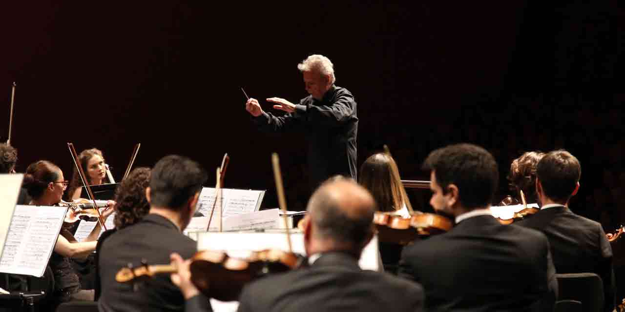 Büyükşehir Senfoni Orkestrası İstanbul'da