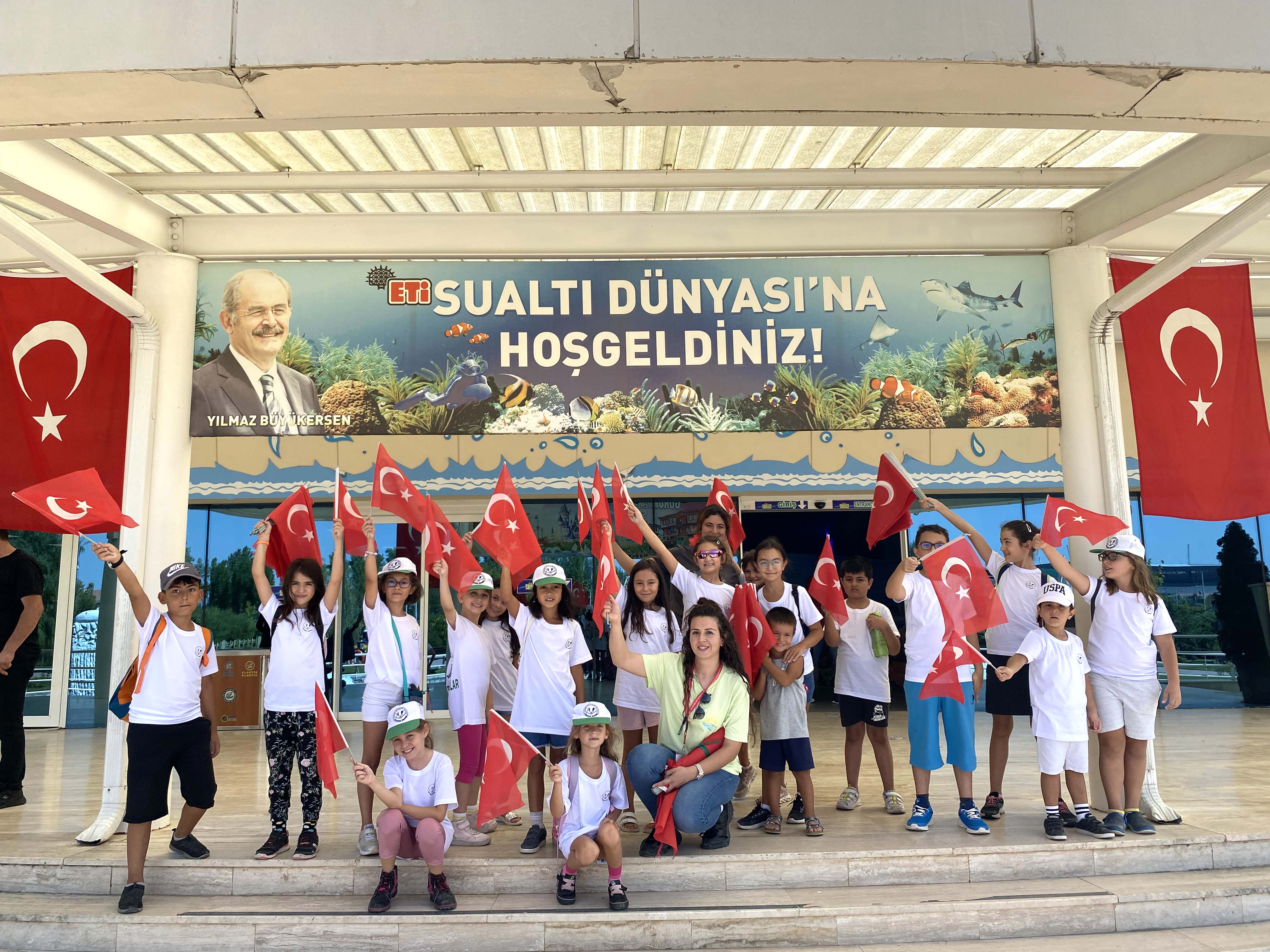 hayvanat-bahcesinde-renkli-yaz-okulu-9.jpeg