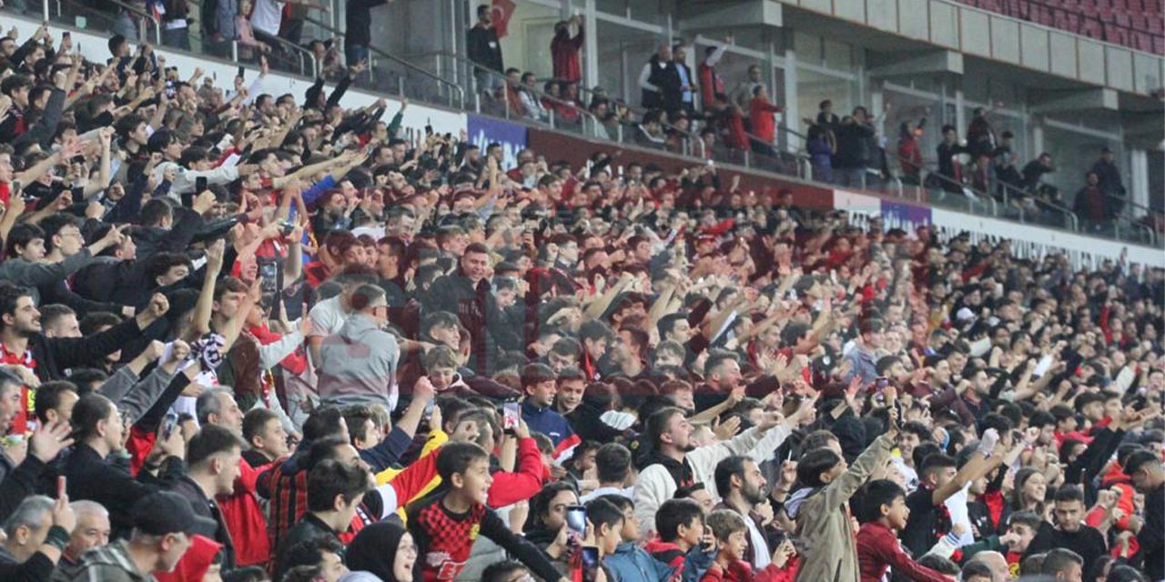 eskisehirspor-taraftarindan-tam-destek-004.jpg