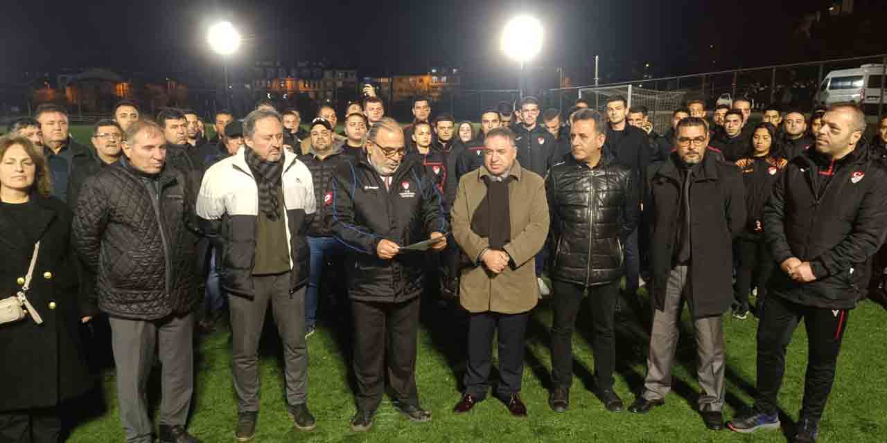 eskisehirli-hakemlerden-halil-umut-melere-destek2.jpg