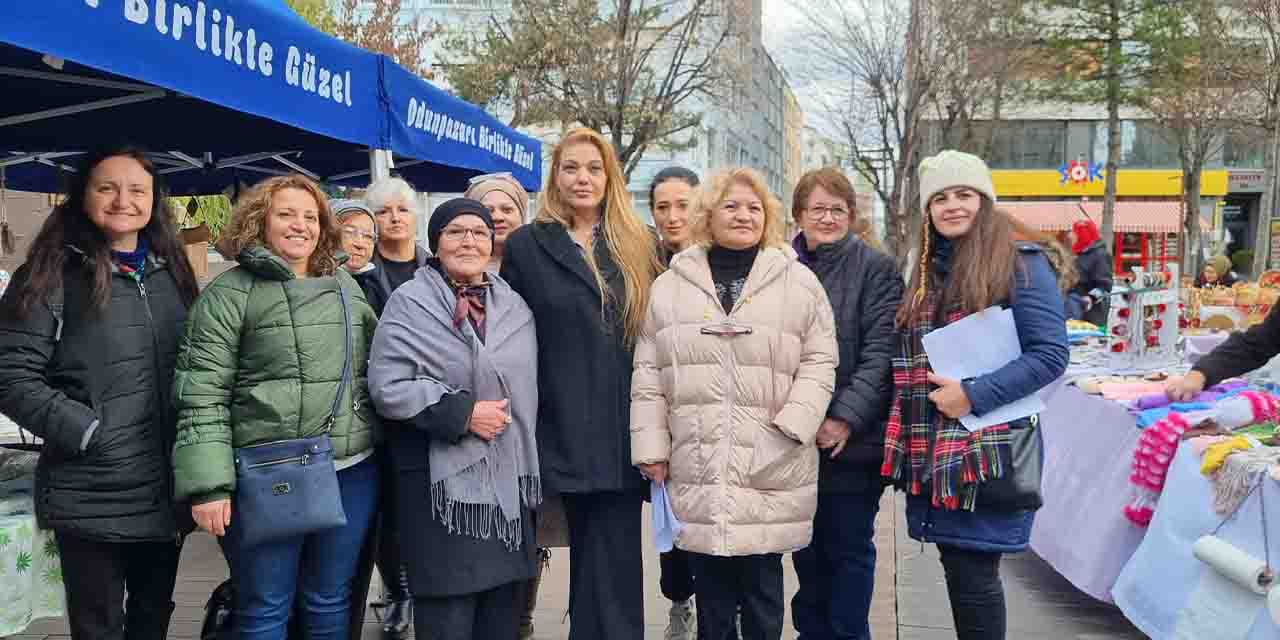 eskisehirin-ureten-kadinlarindan-yilbasi-panayiri2.jpg