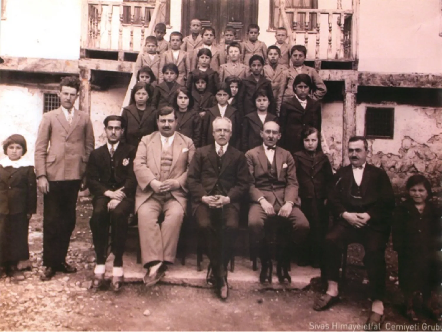 himaye-i-etfal-cemiyeti-sivas-subesi.webp